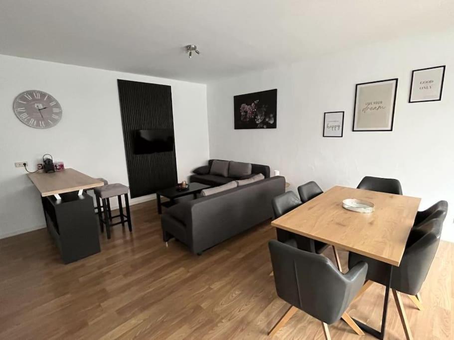 Eicstay - Ferienhaus Fuer Monteure Und Familie Leinefelde-Worbis Bagian luar foto